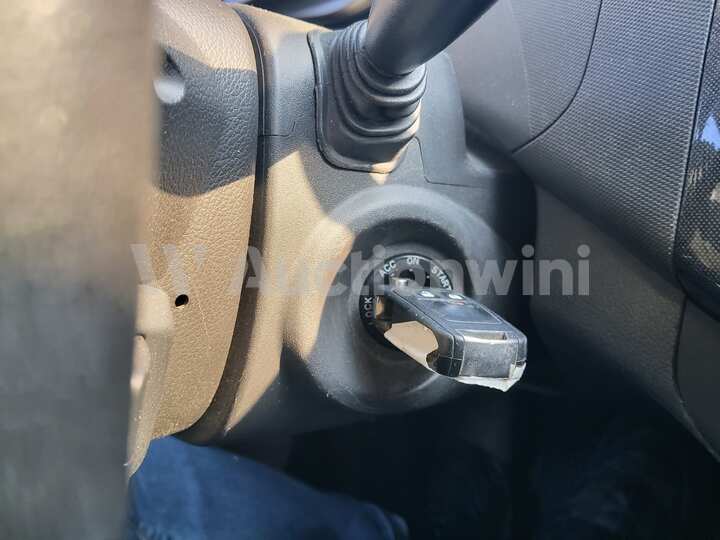 Chevrolet Spark 2014 — 38