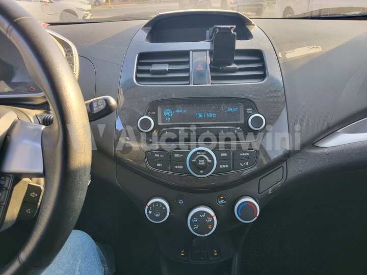 Chevrolet Spark 2014 — 39