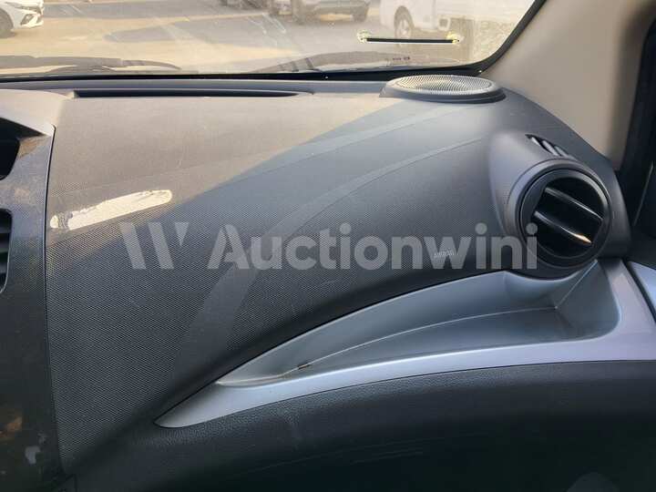 Chevrolet Spark 2014 — 41