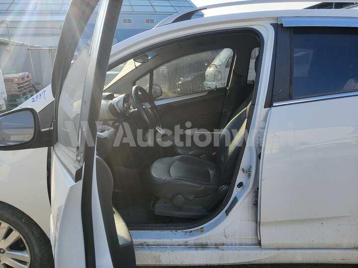 Chevrolet Spark 2014 — 44