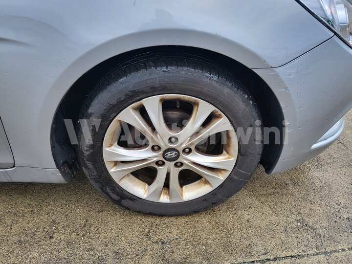 Hyundai Sonata 2010 — 20