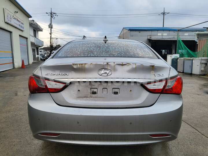 Hyundai Sonata 2010 — 4