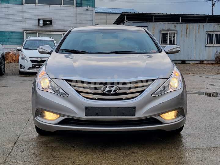 Hyundai Sonata 2010 — 9