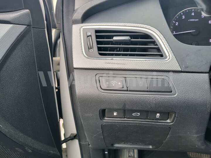 Hyundai Sonata 2018 — 35