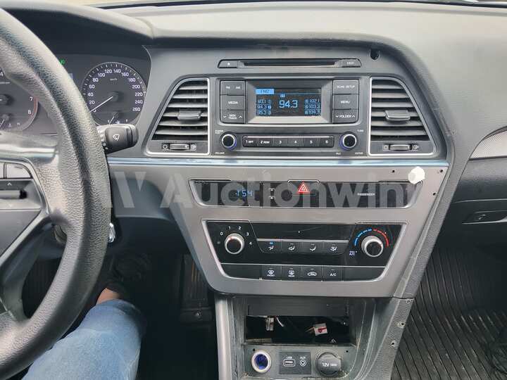 Hyundai Sonata 2018 — 40