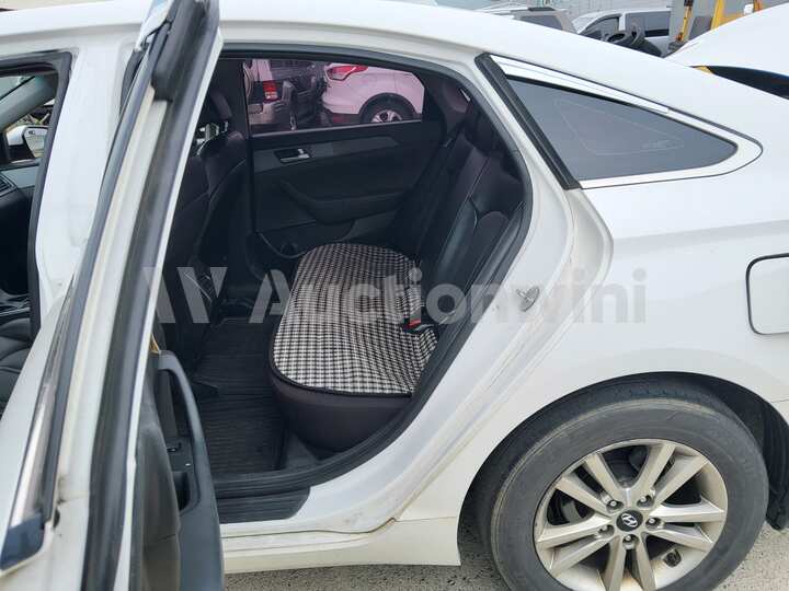 Hyundai Sonata 2018 — 47
