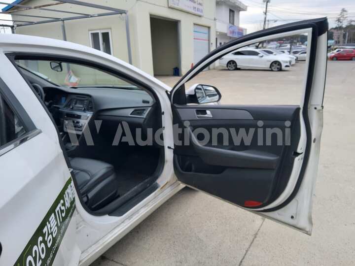Hyundai Sonata 2018 — 56