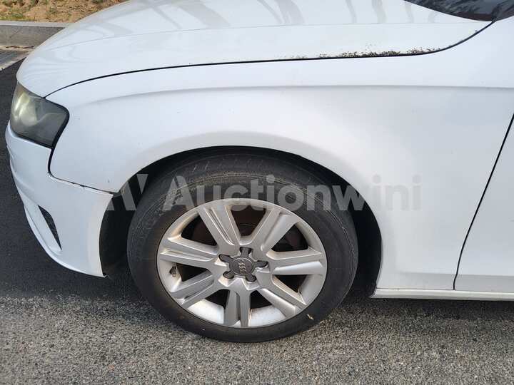 Audi A4 2010 — 13