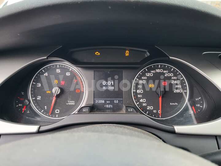 Audi A4 2010 — 37