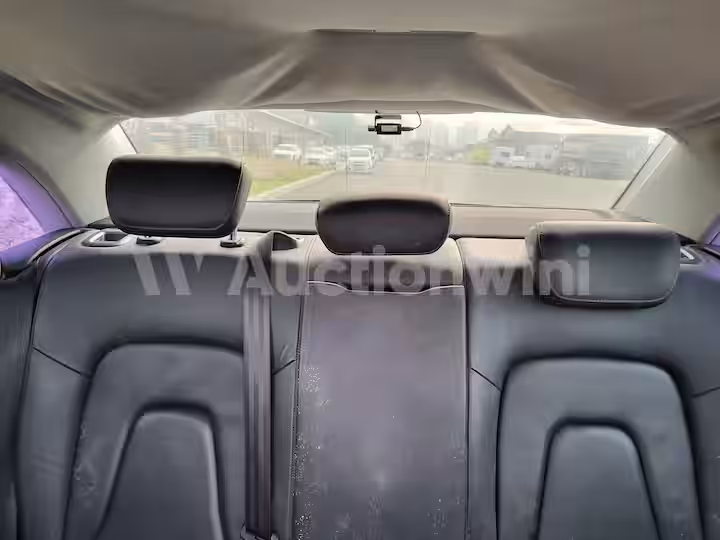 Audi A4 2010 — 43
