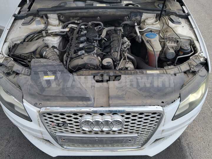 Audi A4 2010 — 62
