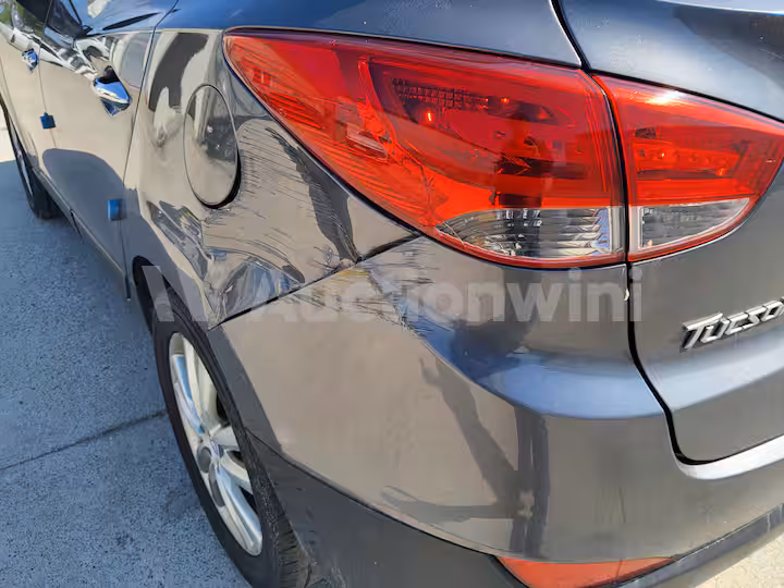 Hyundai Tucson 2011 — 17