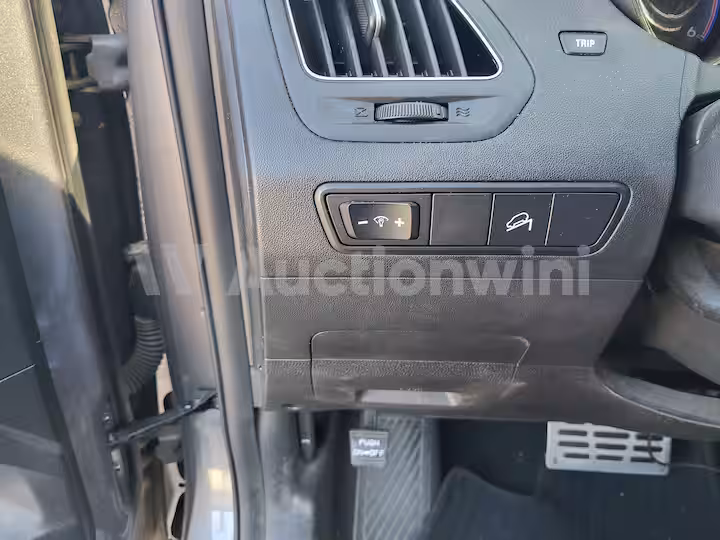 Hyundai Tucson 2011 — 38