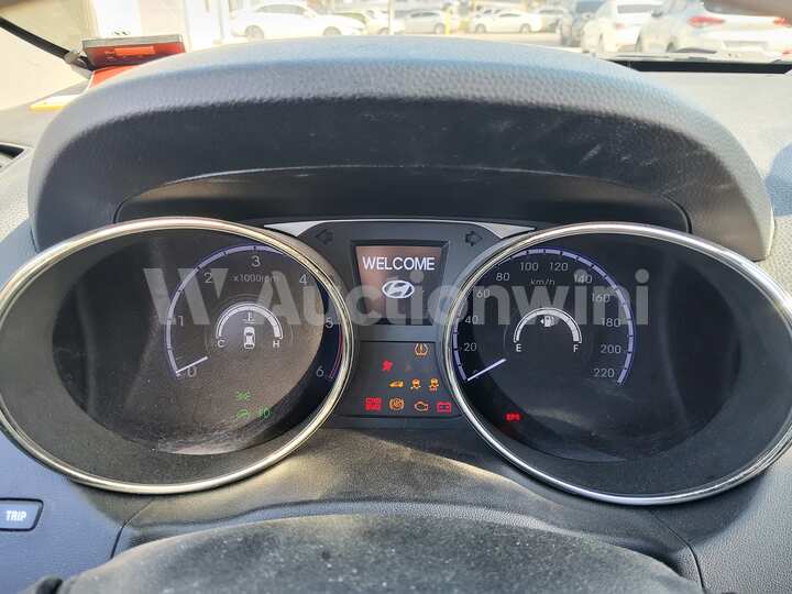 Hyundai Tucson 2011 — 40