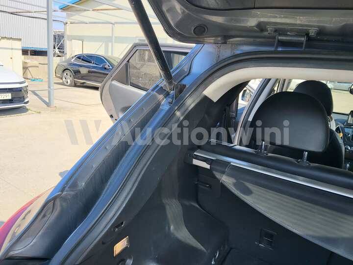Hyundai Tucson 2011 — 58