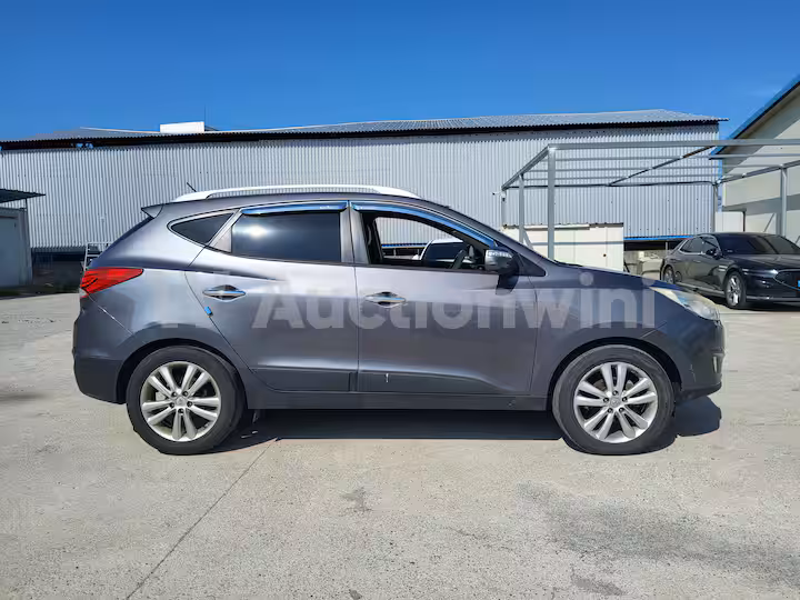 Hyundai Tucson 2011 — 7