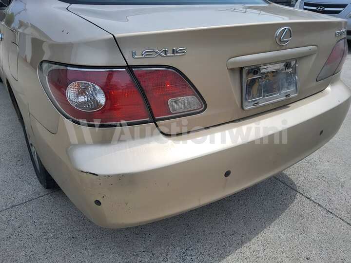 Lexus ES 2004 — 16