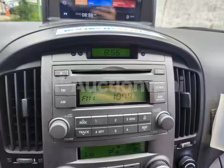 Hyundai Starex 2009 — 44