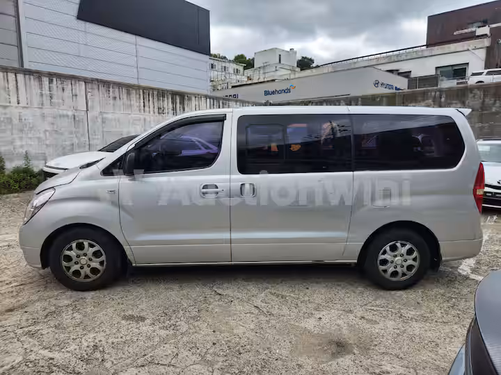 Hyundai Starex 2009 — 9