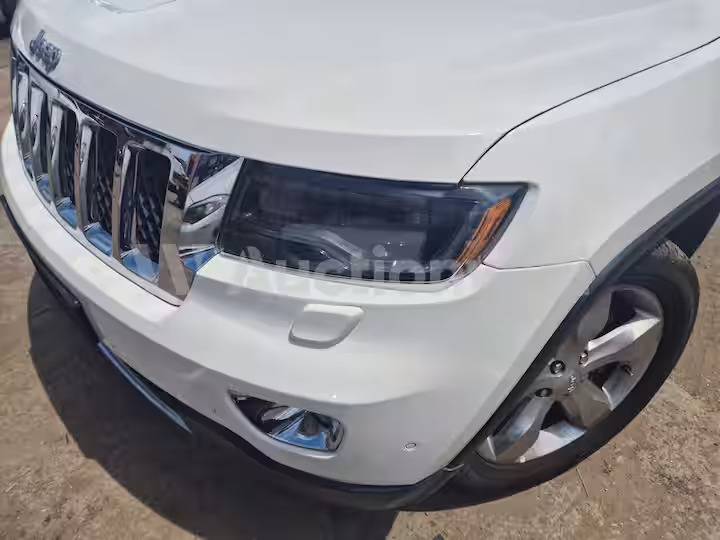 Jeep Cherokee 2012 — 15