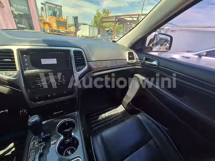 Jeep Cherokee 2012 — 19