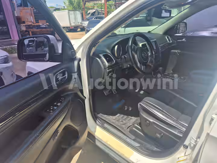 Jeep Cherokee 2012 — 39