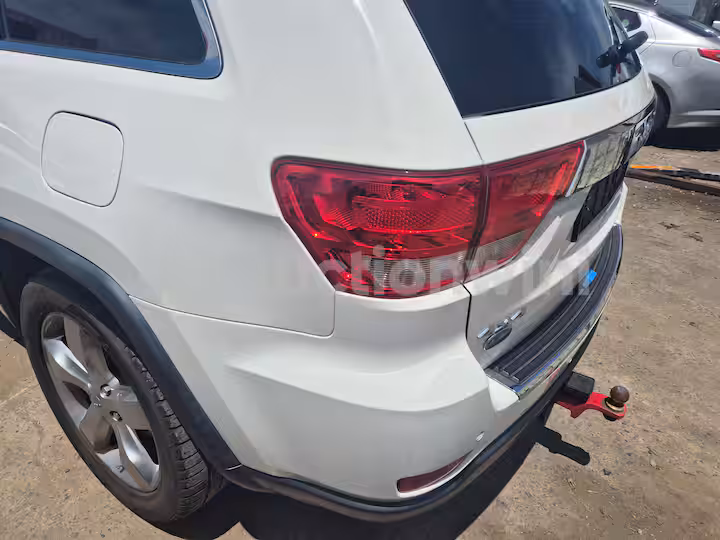 Jeep Cherokee 2012 — 42