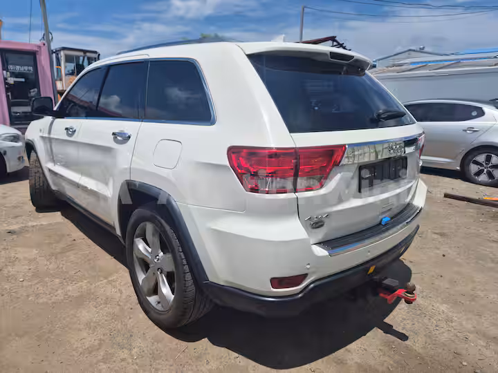 Jeep Cherokee 2012 — 6