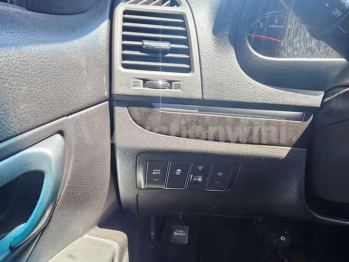Hyundai SantaFe 2012 — 13