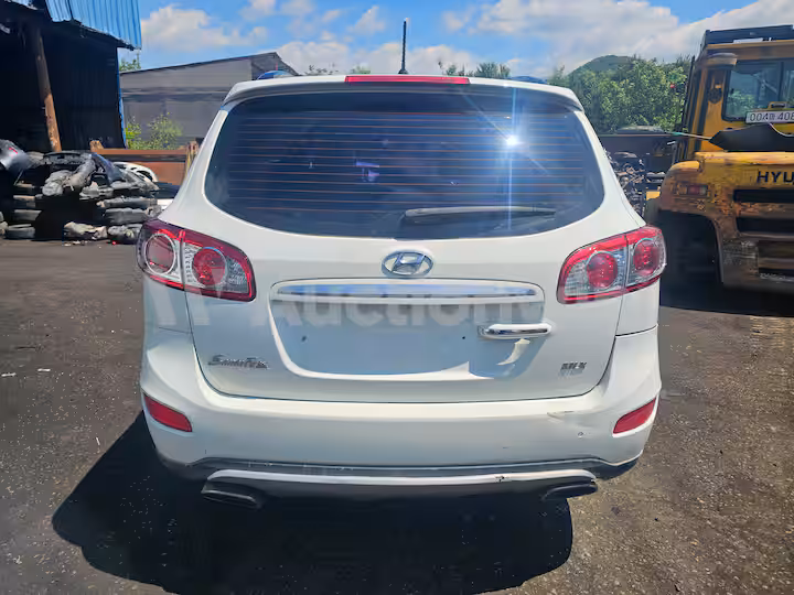 Hyundai SantaFe 2012 — 32