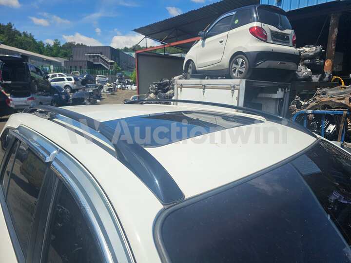 Hyundai SantaFe 2012 — 36