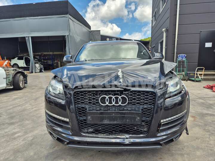 Audi Q7 2014 — 2
