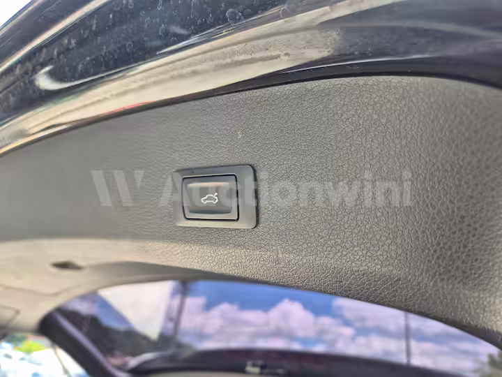 Audi Q7 2014 — 11