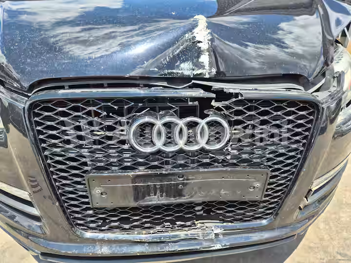 Audi Q7 2014 — 32