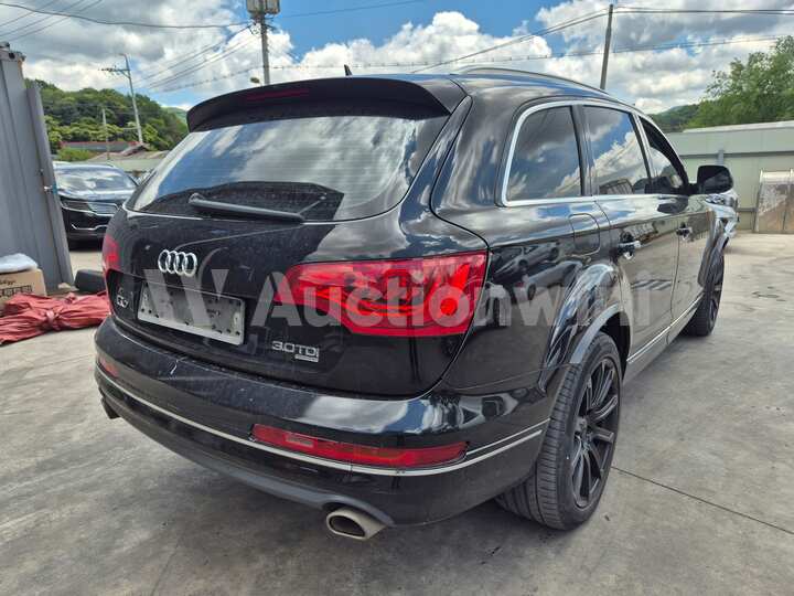 Audi Q7 2014 — 5