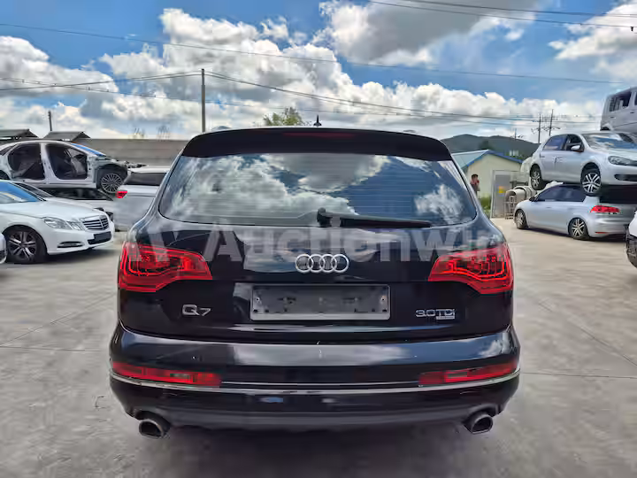 Audi Q7 2014 — 6