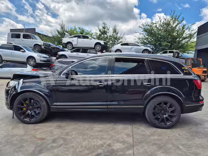 Audi Q7 2014 — 8