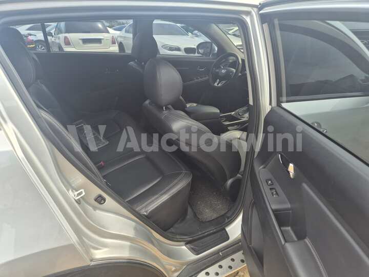 Kia Sportage 2011 — 33