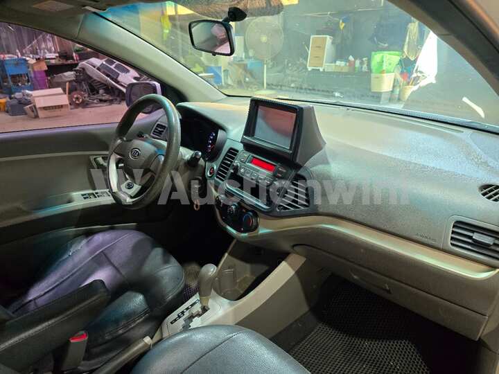 Kia Morning 2012 — 32