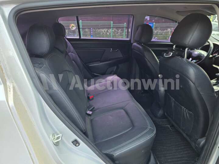 Kia Sportage 2012 — 38