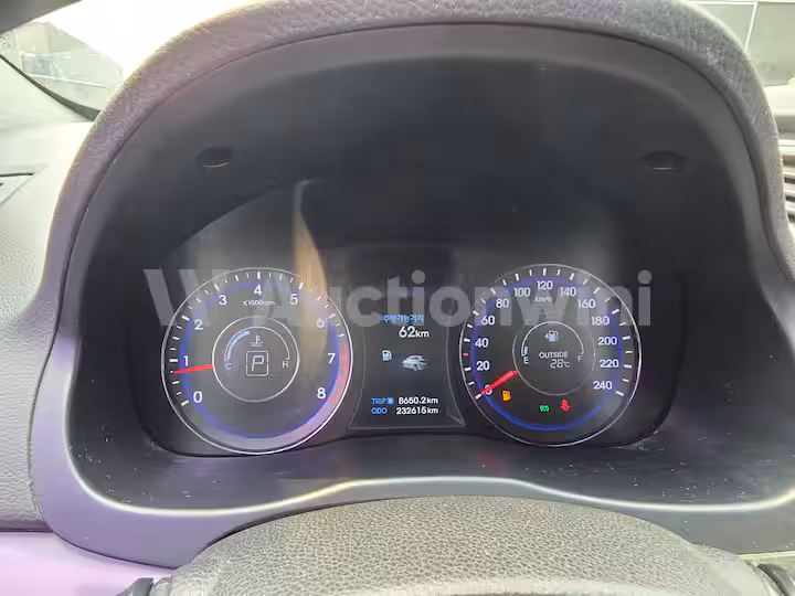 Hyundai i40 2012 — 28