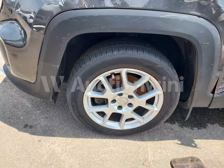 Jeep Renegade 2021 — 11