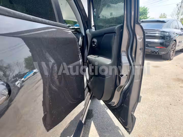 Jeep Renegade 2021 — 32