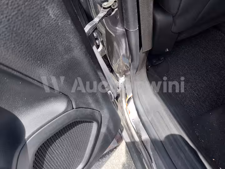 Jeep Renegade 2021 — 40