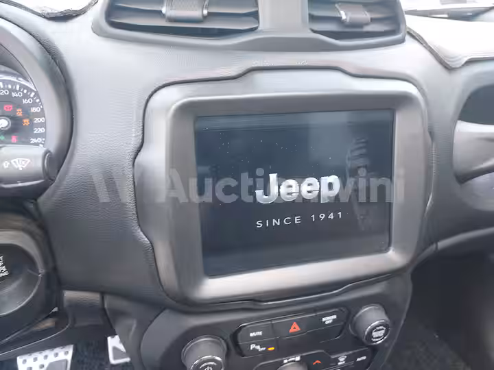 Jeep Renegade 2021 — 61