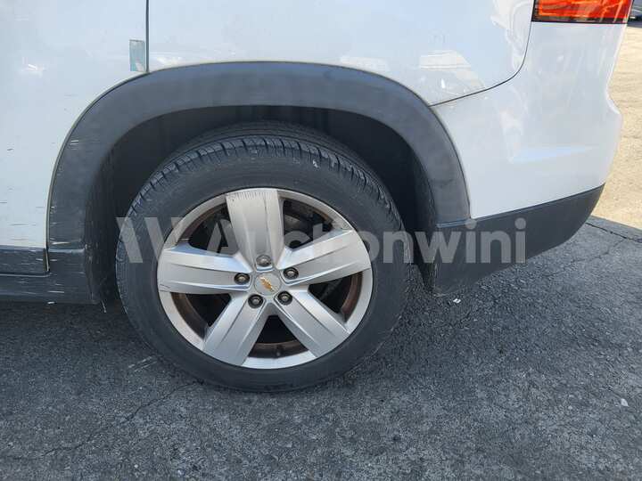 Chevrolet Orlando 2012 — 14