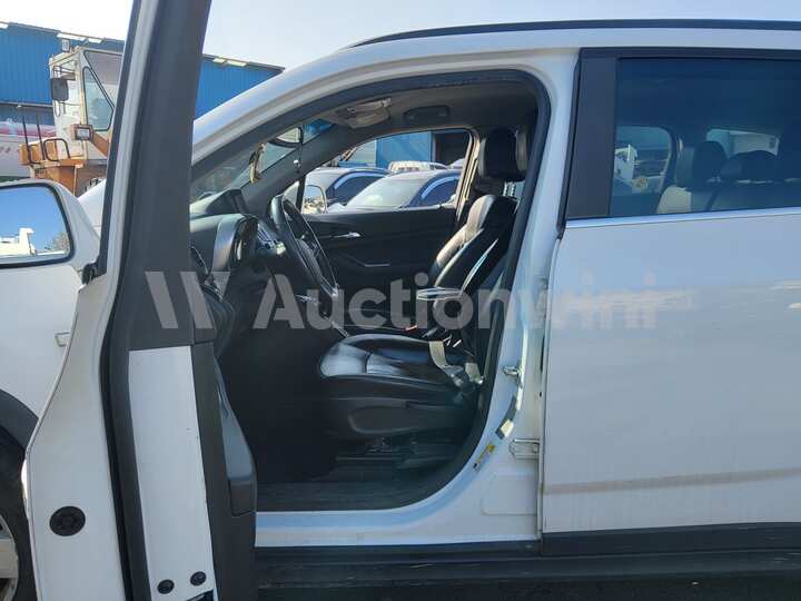 Chevrolet Orlando 2012 — 46