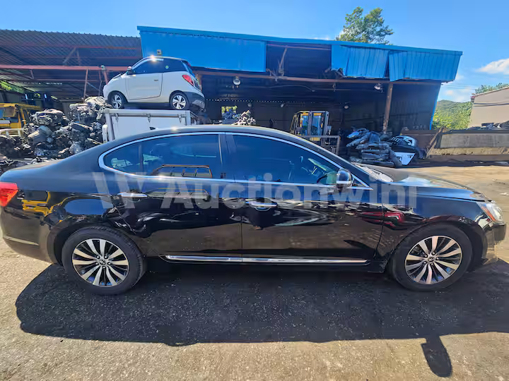 Kia K7 2012 — 30