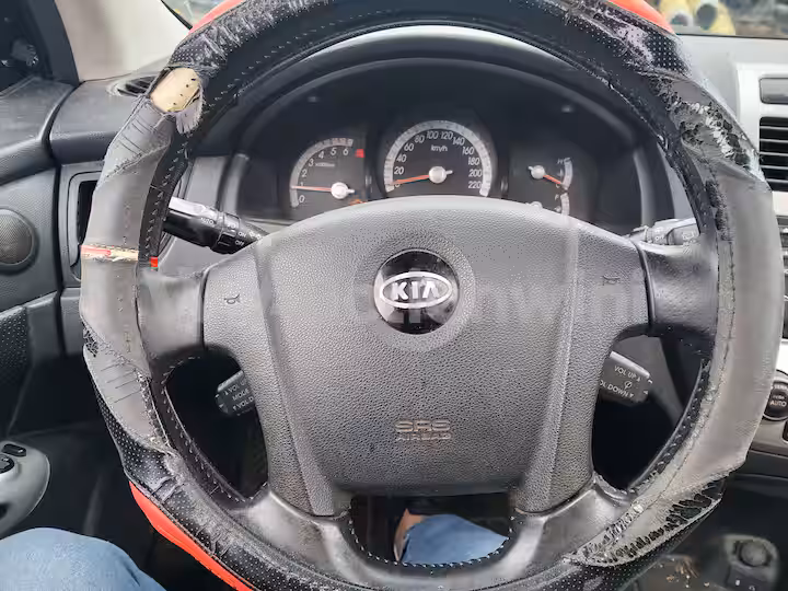 Kia Sportage 2006 — 36