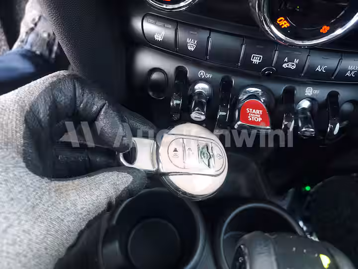 Mini Cooper 2016 — 48